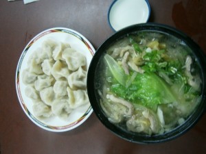 Soupe et raviolis Chinois