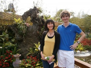 Deux parfaits touristes à la Flora Expo